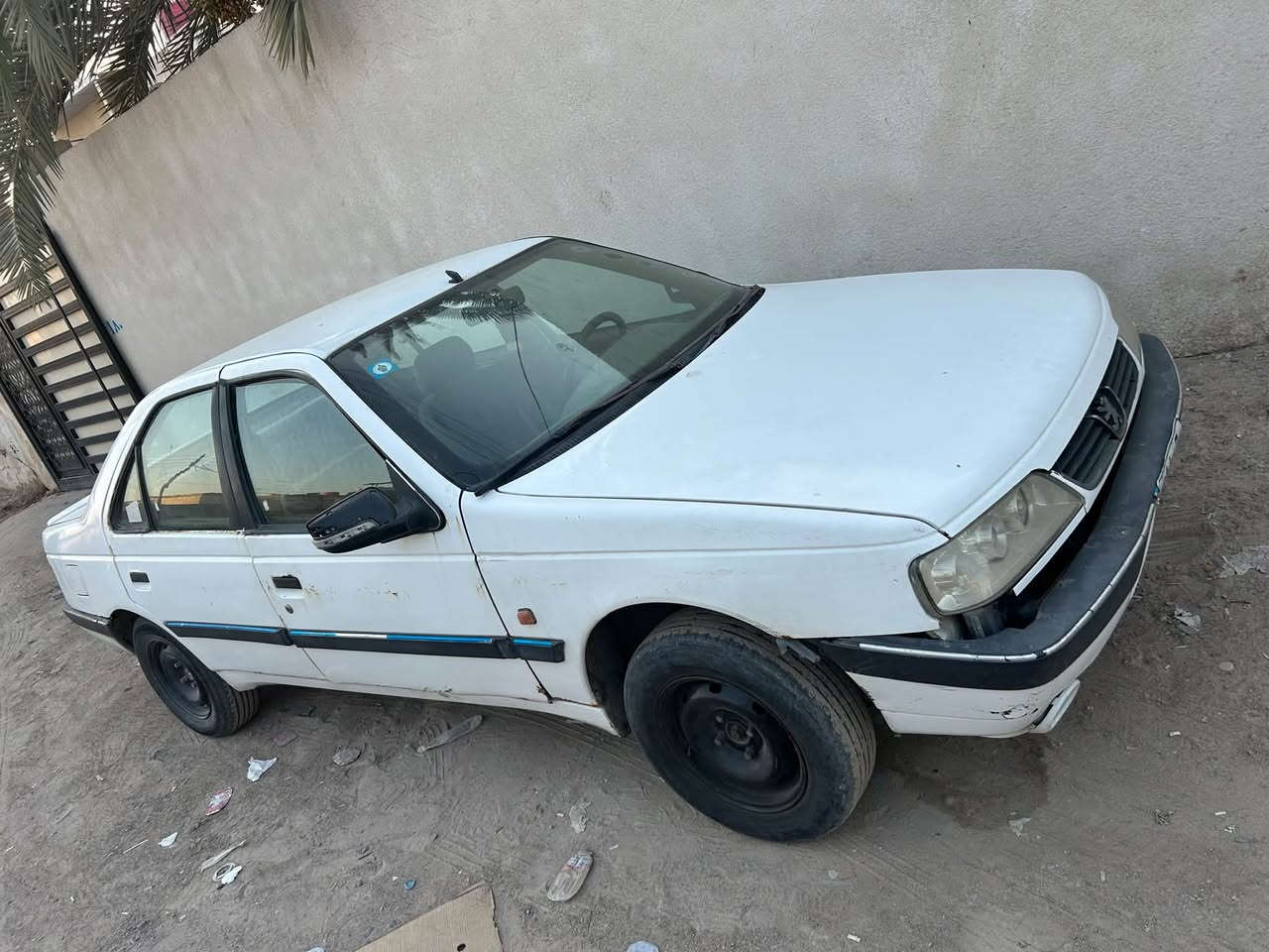 بيجو 405 موديل 14 للبيع
سعرها 25وبيها مجال 
بصره/ آبي الخصيب/ محيله
***********
