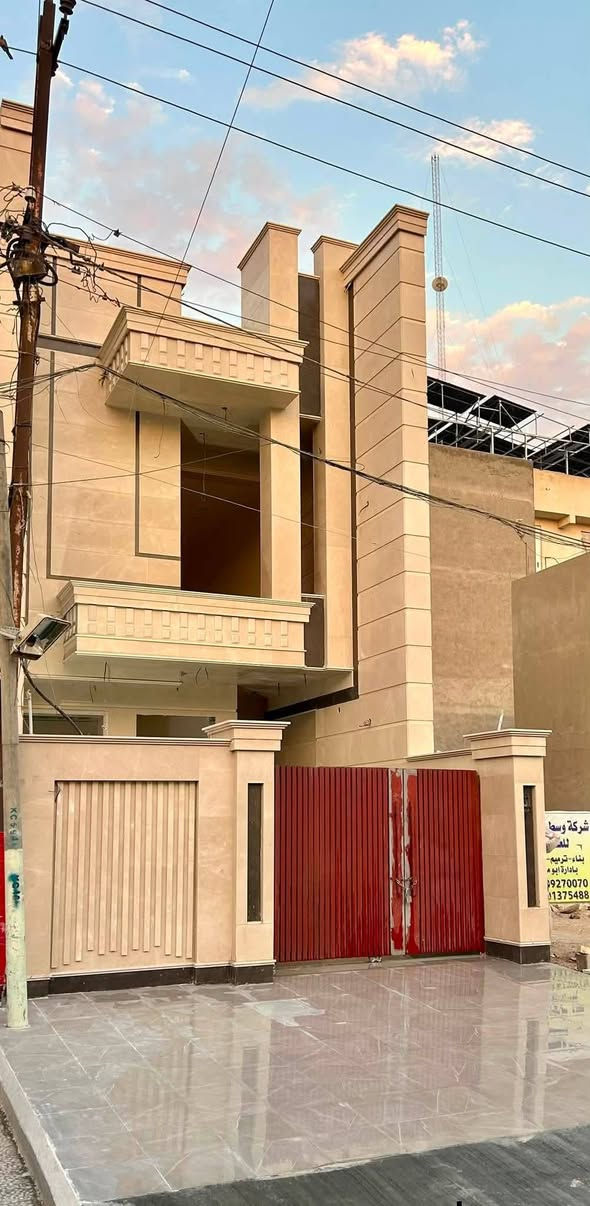 سلام عليكم متابعينا الاعزاء 🔥
🏡 فرصة مميزة للبيع في حي الخضراء – بغداد
بيت سكني مرتب ومناسب للعوائل، بموقع مميز في حي الخضراء 🌟
📐 المساحة: 150 متر
🏠 طابقين
🛏️ 5 غرف نوم — 4 بالطابق العلوي و1 بالطابق الأرضي
🚿 4 صحيات
✨ البيت مناسب للسكن والاستثمار
💰 السعر: 640 مليون دينار عراقي
🤝 قابل للتفاوض للجادين
📞 للاستفسار والاتصال: ***********
