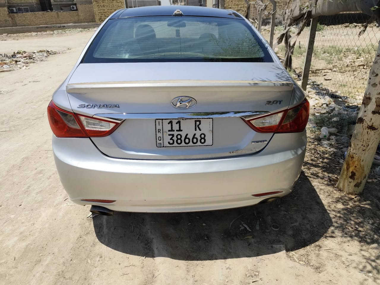 سوناتا 2012 امريكي فول limited 
بصمه تشغيل +ابواب+جنطه
بانوراما 
تبريد قطعتين  ثلج +تدفئه شغاله
شاشه جبيره 
تحكمات +شفتات ستيرن 
نظام eco اقتصادي 
سستم صوت انفنتي فول
مانع انزلاق
مثبت سرعه
محرك 2000 تيربو كله ادير بانزين عادي ماكو قطره دوانز
السياره كلين بدون ضربه ماعده طخه بخشم جاملغ موضحه بالصور السياره بيها صفحه كلير فقط مكفوله من الضربه والحادث والتبديل والفتح كلها ليبل واحد
السعر 100 وبيها مجال 
مكانها بابل المركز شارع ١٠٠
***********
