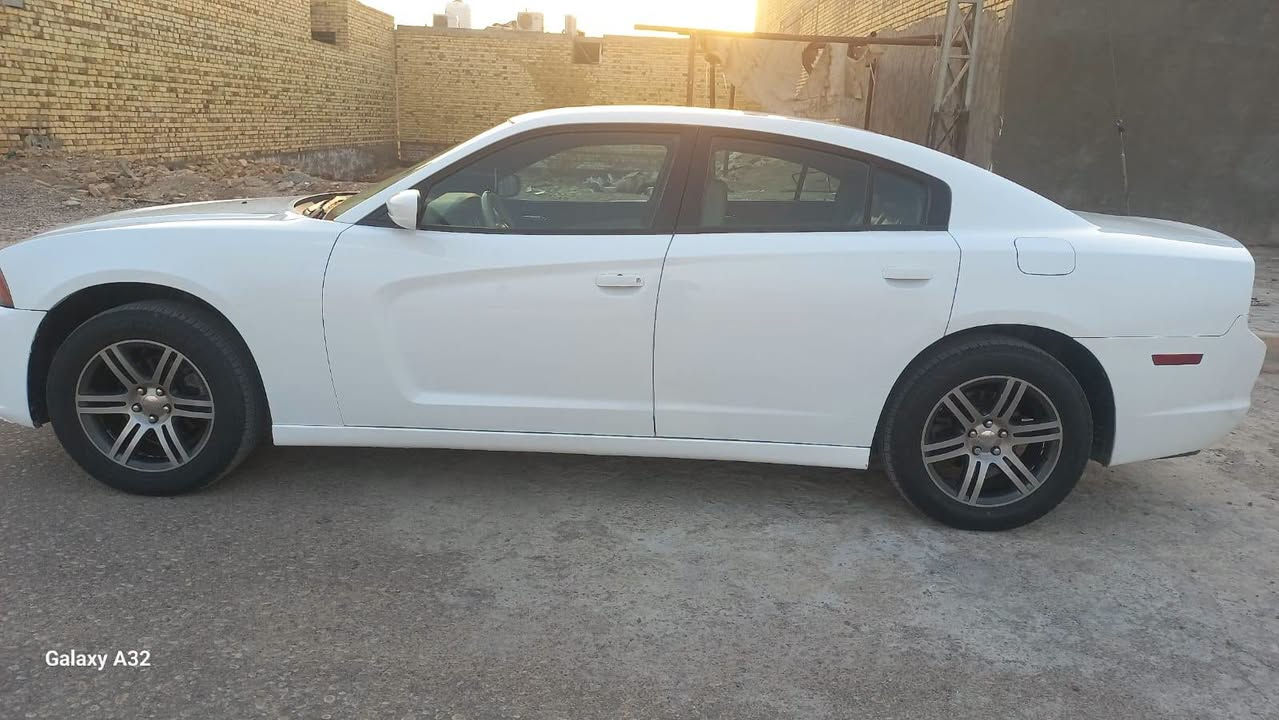جارجر 2013 كنديه كفاله من تبديل والضربه محرك 6سلندر 3600 جاهزه تبريد ثلج كير محرك جاهزه من كلشي دخل السياره عسلي جلد
السعر140وبيها مجال 
عنوان ميسان 
***********

نص مكتوب في الصور:
- Galaxy A32