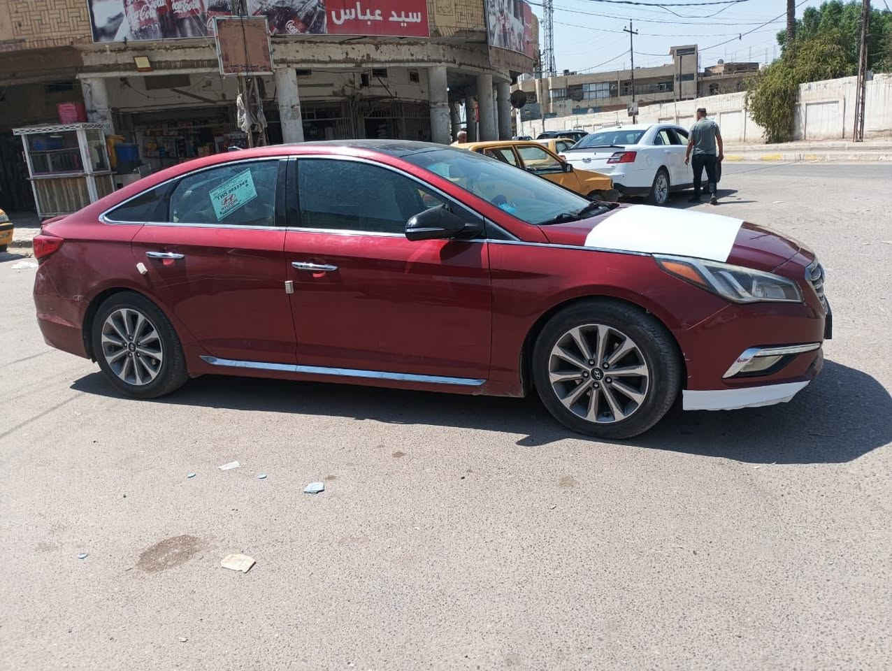 للبيع سوناتا موديل 2017 رقم نكليزي تحويل مباشر سياره بنروما بصمت تشغيل تبريد قطعتين لايت زنون بلاد فول مواصفات بيه قطعتين صبغ فقط مكفوله من كير مكينه حداديه تخم تاير تبريد مكان سياره حله السعر 95 ورقه الاتصال ***********
