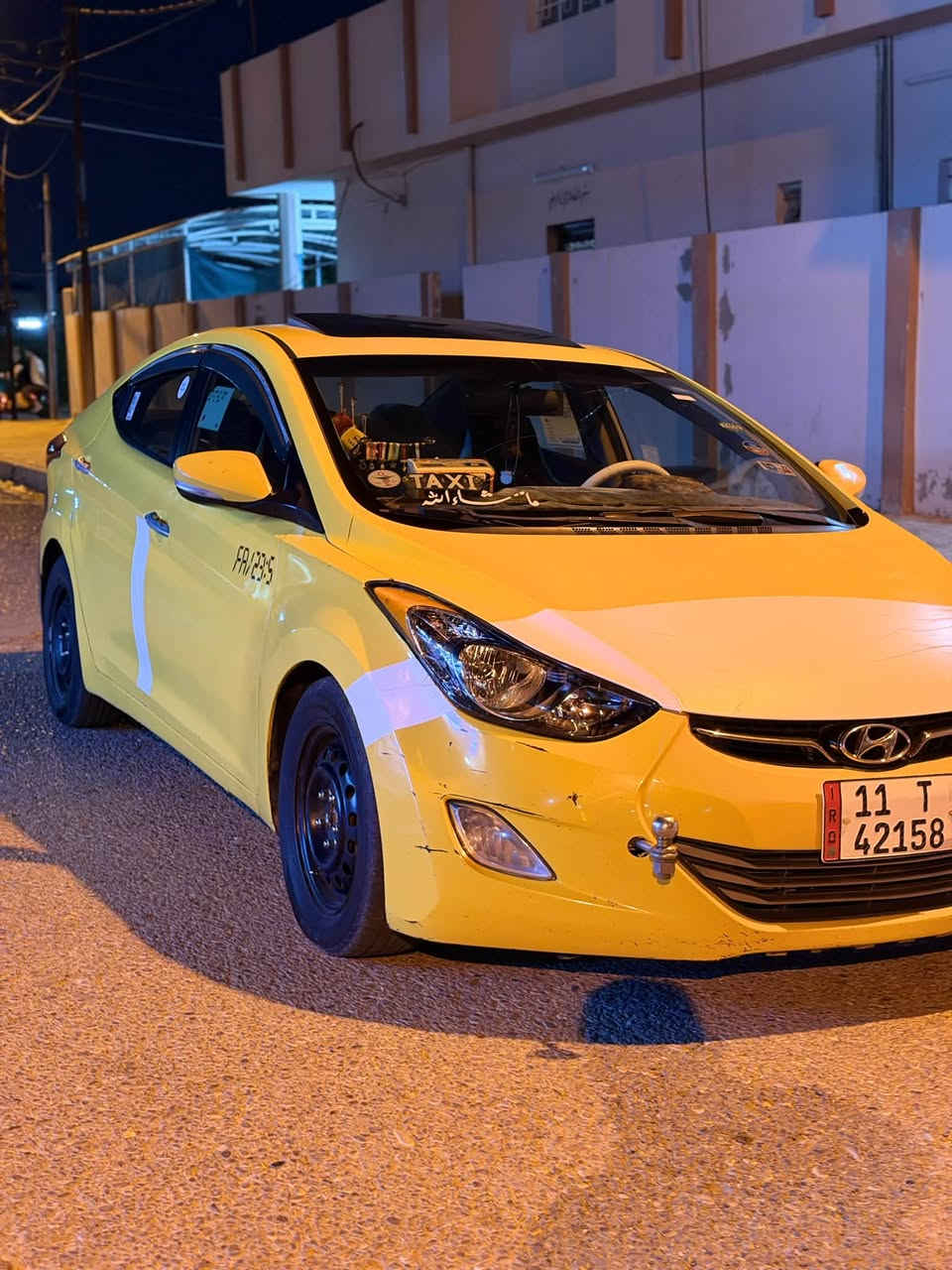النترا 13 كندي لمتدد فول
السلام عليكم 
هونداي النترا  13 وارد كندي لمتدد فول 
محرك 1800 دوش المرغوب
كير محرك خير من الله ترايك بصره
ضررها فقط الهلال بلجاملغ خلف السكن ما واصل للدمار وموضح بلفيديو وبيها مكانين او 3 تصفيه قليله كلش 
بجم كبس والخلف كبس 
فول مواصفات 
4 كشنات جلد 
4 كشنات تدفئة
كشن سايق كهرباء 
اشارات بلمري 
مري كهرباء
فتحة بلسقف
حدادية امامي وخلفي جديده 
بطاقة بانزين بيها 
سياره عمرتها جديد ع ايدي بقى بس الصبغ ولو صبغها جديد بعده 
نقابة تاخذها مصفرة 
سنوية لحد 2029
سياره تاخذها منا تنزل شارع منا ربع ما تصرف عليها 
بيع او مراوس وية خصوصي ماريد تكسي 
السعر 93 وبيها مجال 
***********
تراسلني او تخابرني وانه خادم
