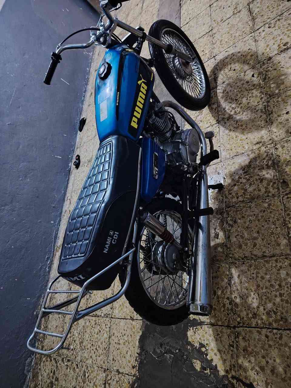 دراجه للبيع كلك كلك السعر 300وبيها مجال للشراي العنوان نجف كوفه جمهوريه مامتواجد ؏فيس الرقم ***********

