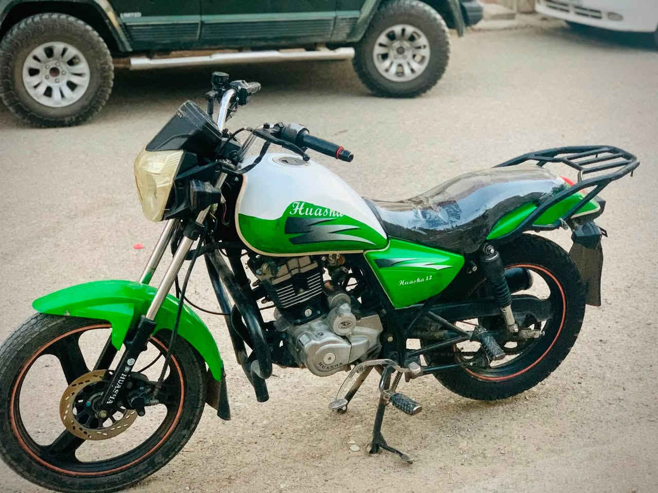 سلام علیکم دراجە هیوشە لل بیع مودیل ٢٠١٤محرک کبس بشرط مابی صوت مابی صرف  مابی بخار منفیس  مابی ای عیب ماشاللە نضیف دبلات یشتغل و سعر ٦٩٠مجال  ***********مابي واتساب
