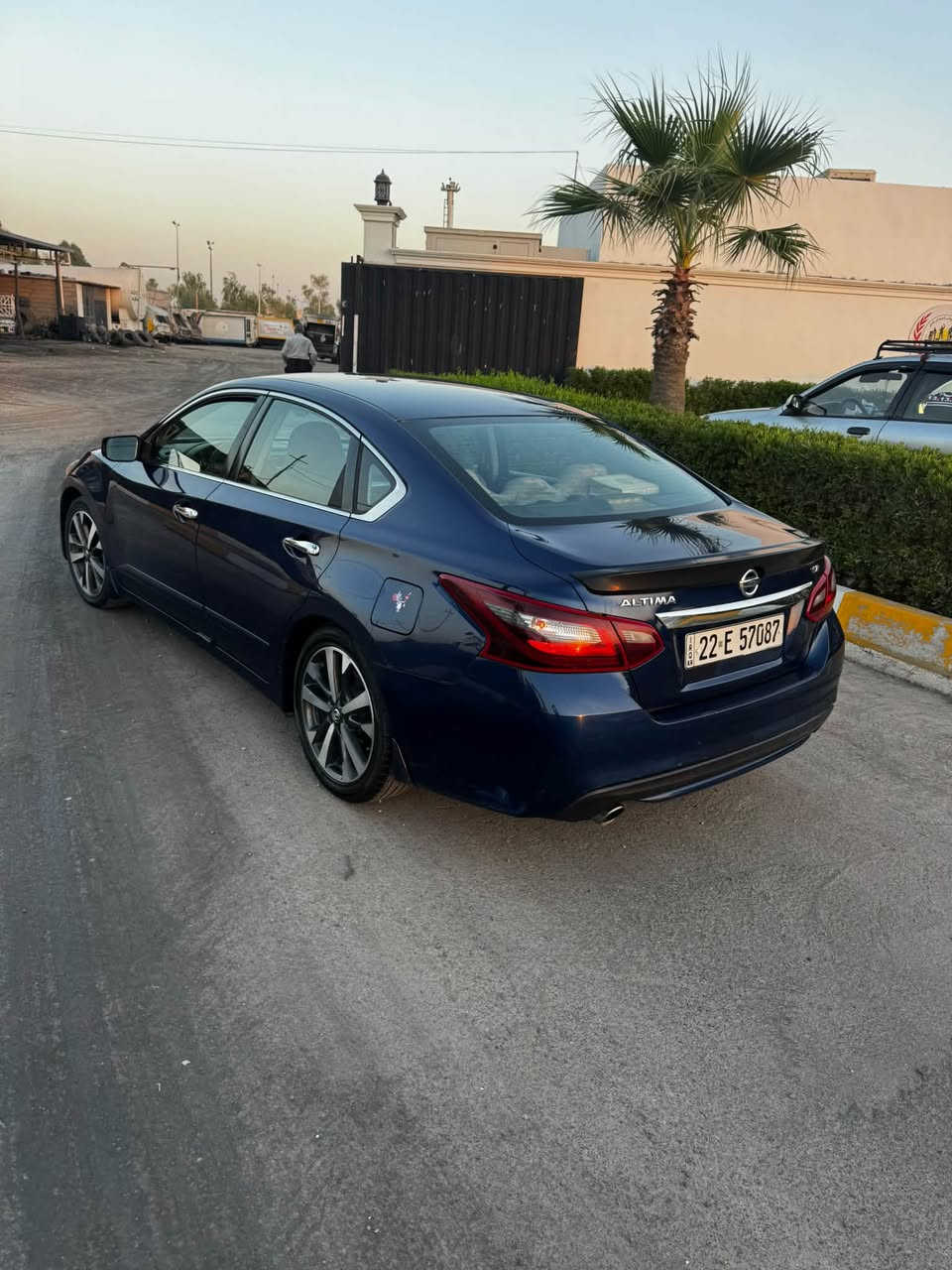 للبيع فول موصفات عده الفتحة
موديل 2017 سنوية جديدة 

بونيد جاملغ صبغ بدون داخل 

السعر 93 ورقة 

الاستفسار *********** واتساب
