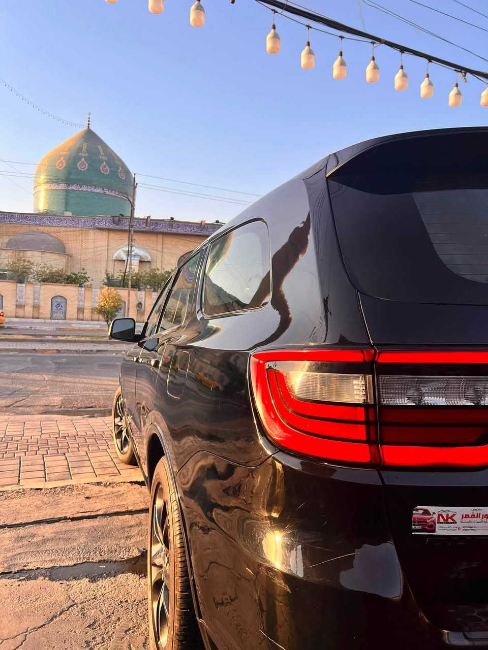 دوج دورنكو 2022
🔥 المواصفات العامة:

* 🇺🇸 أمريكية الصنع
* ⚙️ محرك HEMI V8 5.7L
* 💪 قوة 360 حصان
* 🔥 عزم 529 نيوتن.م
* 🕹️ ناقل حركة أوتوماتيك 8 سرعات
* 🛞 دفع رباعي AWD
* 👥 3 صفوف / 7 ركاب
* ⛽ بنزين
* 🏁 أداء رياضي مع صوت V8 مميز
* 🛻 قدرة سحب عالية تصل إلى حوالي 3.3 طن
* 💺 مقصورة فاخرة وتجهيزات R/T Max
* 📱 شاشة ترفيه ومزايا اتصال
* 🔊 نظام صوت فاخر حسب التجهيز
* 🛡️ أنظمة أمان ومساعدة للسائق
* 🖤 تصميم رياضي وواجهة هجومية
*💺داخل دم الغزال
* رقم الشاصي 1C4SDJCTXNC190954
DODGE DURANGO R/T MAX — V8 5.7 HEMI 🔥

السعر خاص واتساب او الاتصال ع الرقم الاتي
 ‭ ‬ ***********
