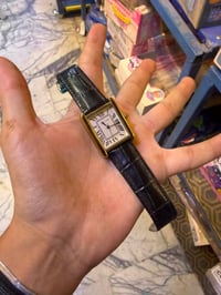 كارتييه تانك • سوار جلدي • كلاسيكي