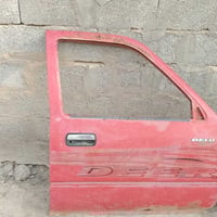 بيبان سيارة • موديل ٢٠٠٩ • للبيع