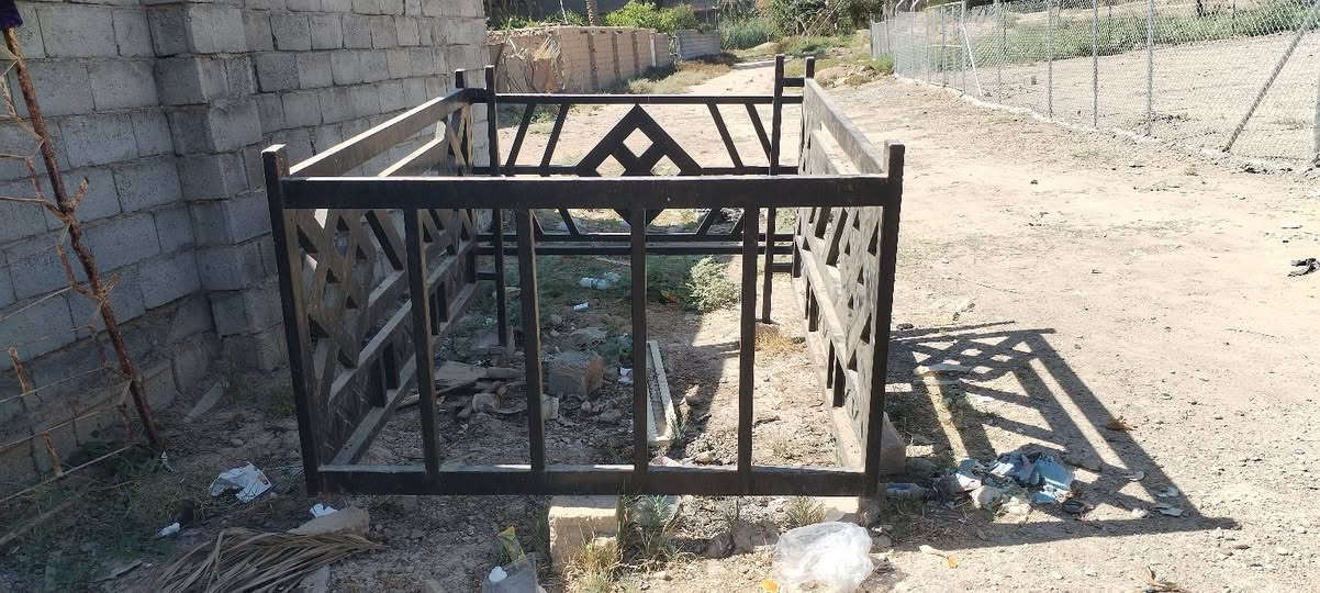 السلام عليكم ورحمة الله وبركاته من رخصه الادمن
محجر كيه دبل قماره للبيع نضيف كلش شغل جديد 350 الف وبي مجال  مكاني ديالى المقداديه  ***********

