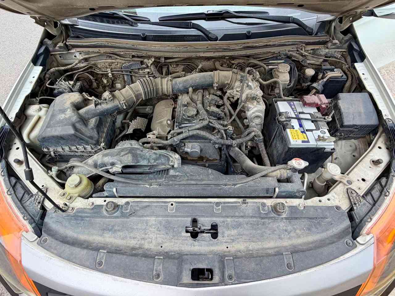 مستیوبوشی قەزافی L200
جۆری دۆج ڕام L200 
مۆدیل 2017 

بۆیاخ و لێدراوی نیە 
بێ شوخت و وردەیە سەیارەکە تەنها یەک پەڵە ساردی هەیە 

مواصەفاتەکانی ( شاشە ئایپاد و بلوتوس جام کارەبا و سویچ کۆنتڕۆڵ و قفڵ مەرکەزی و دەبڵ ئێرباگ و تراکشن کۆنتڕۆڵ و abs و جام هیتەر و لایت ئۆتۆ زۆر مواصفاتی تر )

سەیارەکە لە سفریەوە لە 2018 وە لای خۆمانە و خۆمان رەقەممان کردووە سەنەوی بەسەرچووە 
هەزەی تازەیە بڕی توحویل و تازەکرنەوەی یەک ملیون و پەنجا هەزاری تێ ئەچێت بۆ ئەو چەن ساڵە بە بەناو کردنەوە
چەن خرامەی لەسەر بوو بە وەصل بۆت ئەگەڕێنمەوە دوای ڕێکەوتن 

سەیارەی باری قورس و مەعرەز نیە 
ماوەی ڕۆشتنی 245 هەزار کم 
ناوبۆدی و چەمچەیەکی نوێی بۆ بەستراوە 
هەموو سویچە بیلادیەکان و کەتەلۆکی شەریکەی لەگەڵە 
سەیارەیەکی زۆر بەقوەت و گورجوگۆڵ و عەمەلی و توندو تۆڵە هیچ مەسرەفی نیە لە دەعامی بۆ دەعامی بە شەرت 
 هەموو گیانی یابانیە و ئەشیای زۆر و هەرزانە تکایە هەموو وردەکاریەکانم نووسیووە بۆ پرسیار پەیوەندی مەکە 
گۆڕینەوەم نیە تەنها فرۆشتنە  
شوێن سلێمانی 
نرخی 128 و کەمێ معامەلە 
*********** السليمانية, العراق

