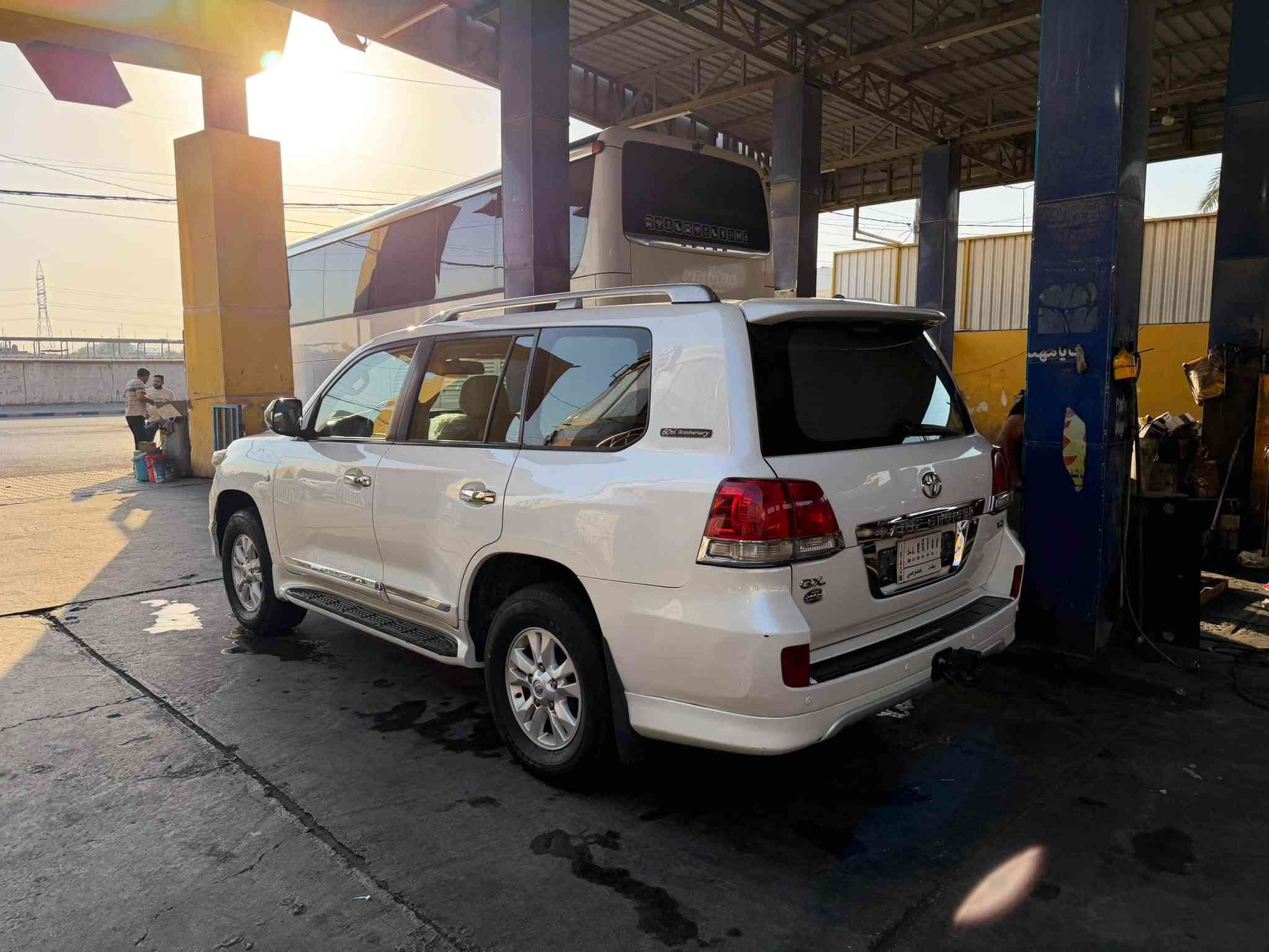 لاندكروزر GXR V6 • ٢٠١١ • رقم بغداد