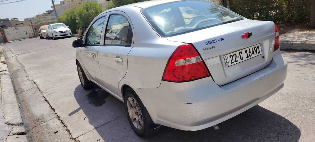 شۆفلێت ئەڤیۆ ٢٠٠٨ 
بۆنیت و چامەلغی سایەقی هەیە، گێڕ و مەکینە و تەقە و ڕەقە بە شەرت، گێڕ عادی، ٦٢ وەرەقە و مەجال، سەنەوی بەسەرچووە، ٧٠ هەزار غەرامەی لەسەرە لەدوای معامەلە دەدرێتەوە
*********** أربيل, العراق
