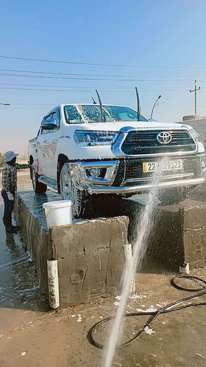 سلام عليكم 
فور ويل 23 اربيل كير عادي ماشيه 80 مكفولة كفالة عامه فقط موضح بالصورة تبريد قطعتين شاحن شاشه وحساس تايرات شركه سبير ما نازل دوشمه كشنات وارضيه 
بغداد المدائن  حي الوحده قرب بسمايه سعر(265) وبيها مجال 
لاتصال 
***********
***********
