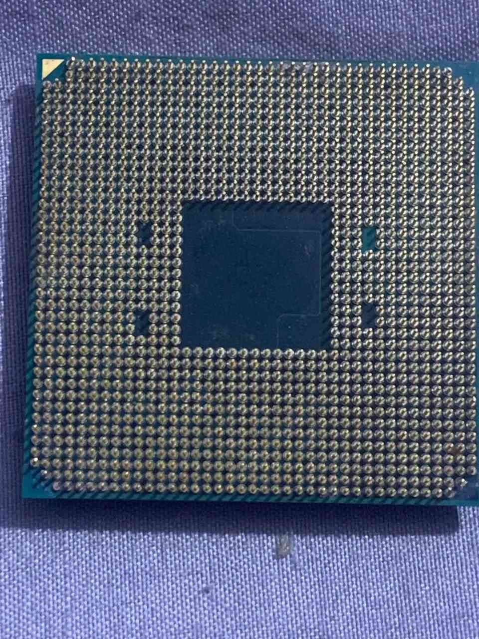 r5 3400g • كرت 1030 • بنات معوجات