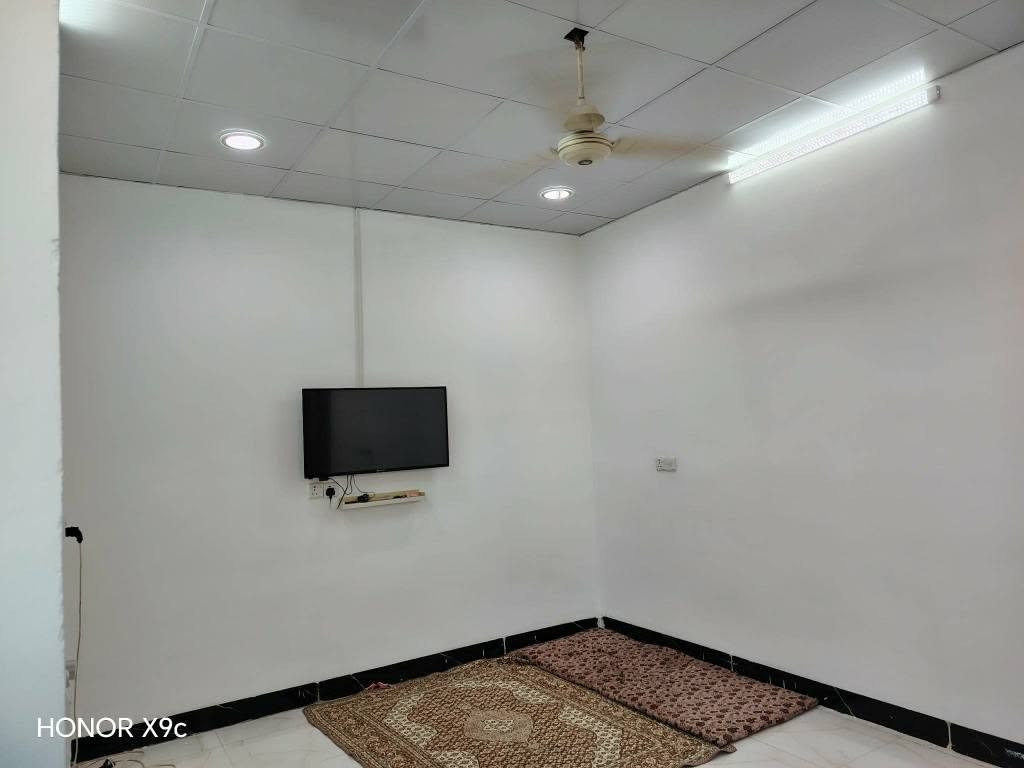 السلام عليكم بيت للبيع 100متر زراعي منطقة 16اب فرع مقابل مجمع لولوة فول سيراميك وسقف ثانوي السعر 30مليون وبي مجال للشراي اكيد كركوك, العراق

نص مكتوب في الصور:
- HONOR X9c