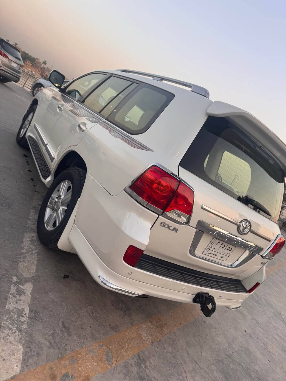 السلام عليكم لاندكروز  GXR موديل 14 سياره كفاله عده بارد بسيط ماشيه 138 الف كيلو سعر 365 ورقه قفل بدون عمله سيارة جديد مال جناي الله شاهد بلعافيه على الياخذها 
للستفسار اتصال او واتساب *********** 
مكاني الكاظمية سونار مرفق بلصور بغداد, العراق
