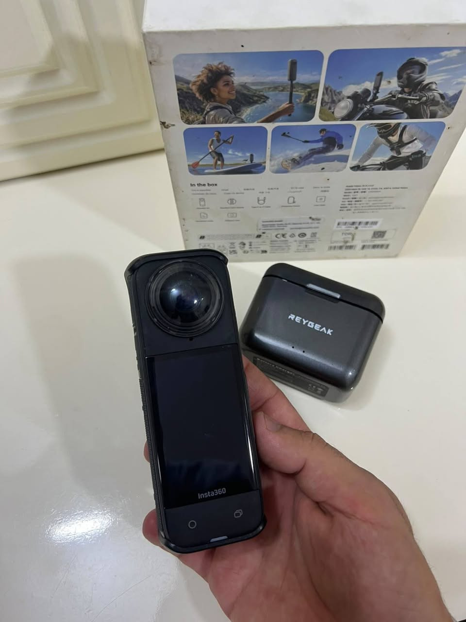 ​ كاميرا Insta360 X4 للبيع 📸
استعمال قليل جداً والنظافة 100% 
​الملحقات والتجهيزات:

​ 3 بطاريات أصلية + حافظة وشاحن بطاريات ( Type-C)

​💾 ذاكرة (Ram) سريعة بسعة 64 جيجابايت

​🛡️ درع حماية للكاميرا.

​📏 ستاند بطول 1 متر.

​🎣 ستاند كربون بطول 3 متر.

​ السعر: 525 ألف دينار . وبيها مجال للشراي 
📍 المكان: بغداد
📞 للتواصل والاستفسار: ***********

