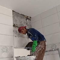 لبخ وبياض • سيراميك أرضي وجداري • شغل درجة أولى