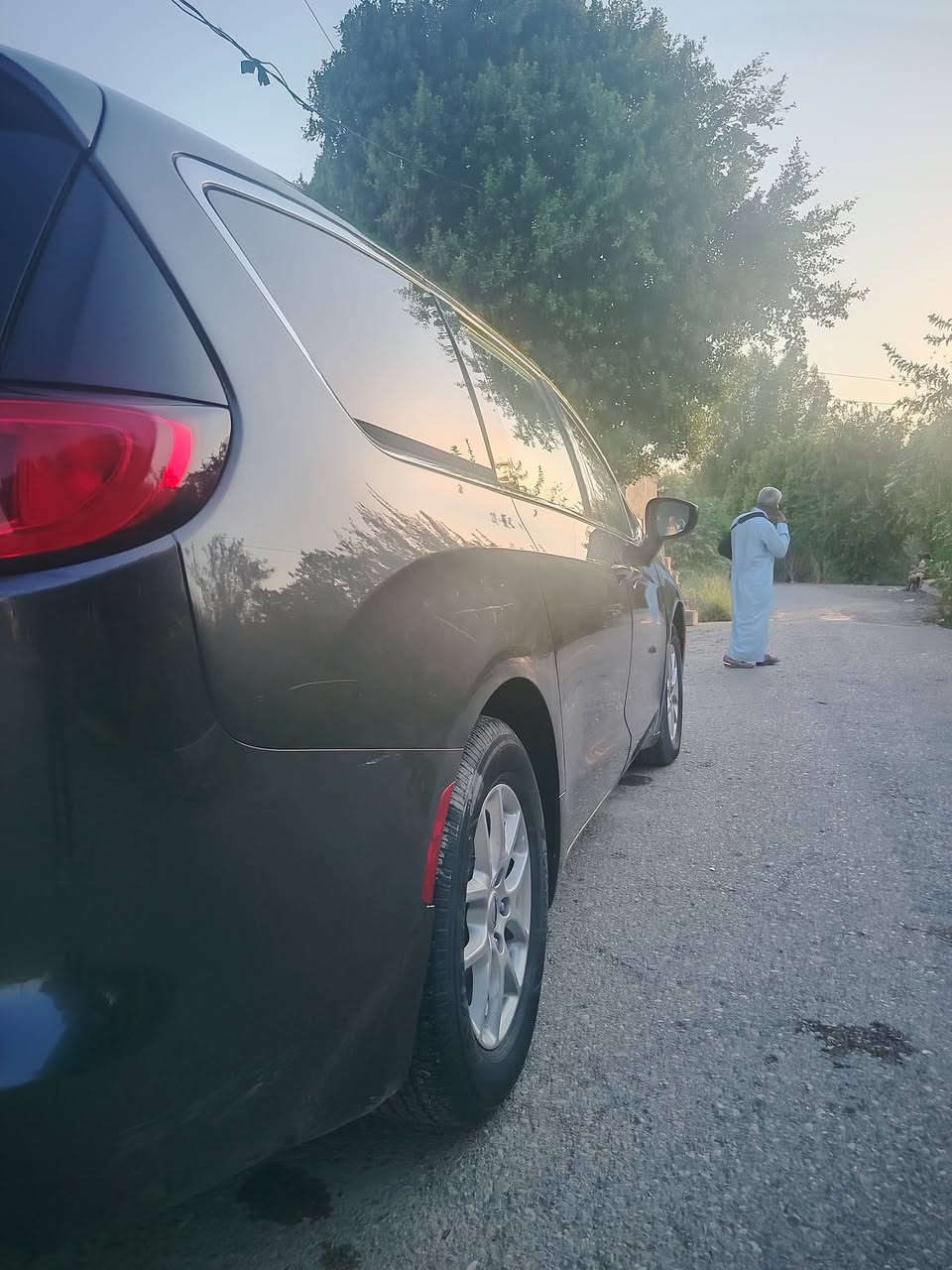 السلام عليكم من رخصه الادمن باسفكه موديل ٢٠٢٣ للبيع مواصفات بوب ٤بصمه ابواب كهربائي مانع نزلاق شاشه كامره جنطه كهرباء كشنات بلع مكينه ٣ونص
سياره بيهه صبغ قطعتين والبنيد مبدل سعر مناسب
رقم بغداد
*********** مكان السياره ديالئ
