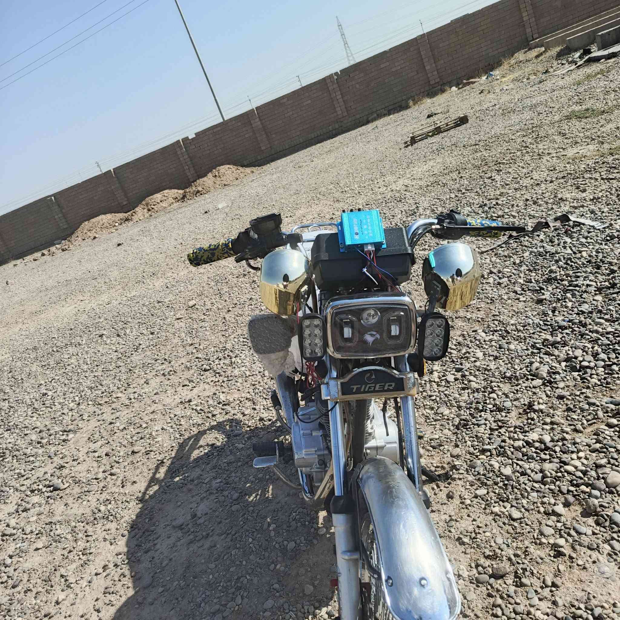 سلام عليكم دراجه تايكر 2024 مدل بس ولفات شرط نشاط فول كهربائات كله شغاله السعر؟ 550 وبيها مجال شي بصيط تكريت القادسية.........  ***********
