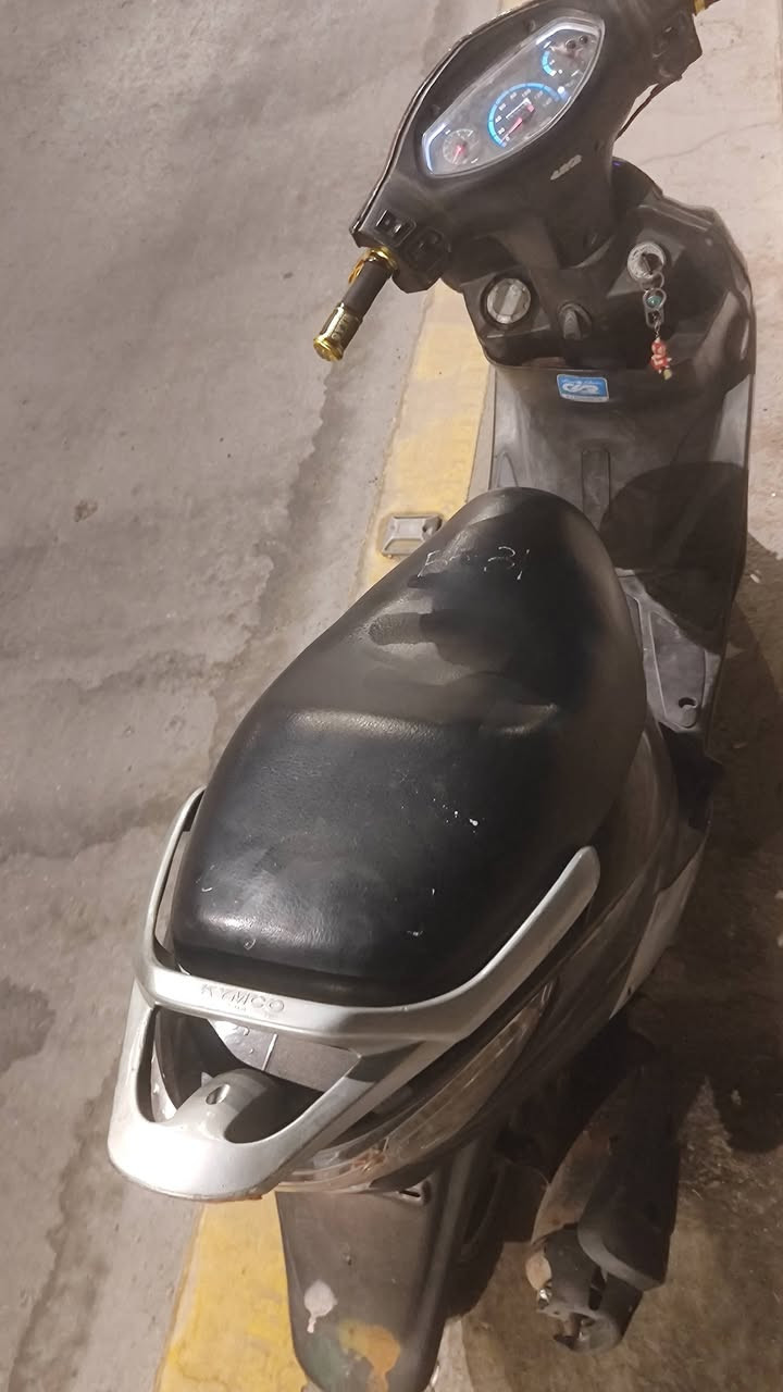 سلام عليكم كامكو جي فور للبيع مكاني نجف حي رضويه كلشي شغال بيهه ما عيزهه اي نقص 700 وبيهه مجال *********** وتساب فقط
