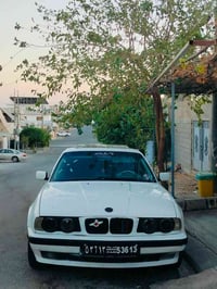 بي ام دبليو ٥٢٥ • ١٩٩٥ • جير عادي
