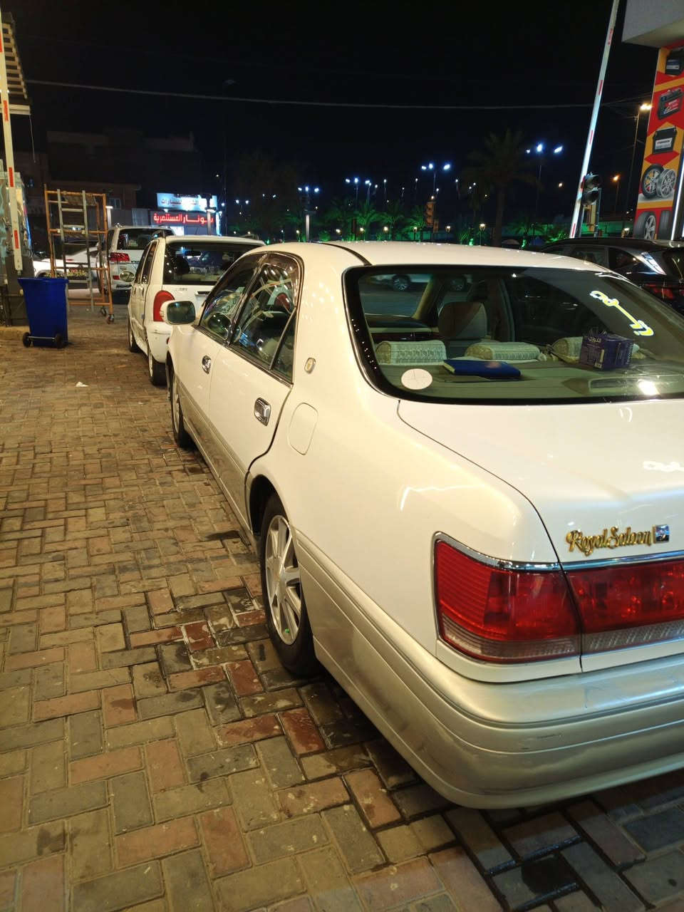 سلام عليكم
كراون ملكه 2000
4 دكم 
مكينه دي فور كبير  D4 الكبير
شاصي 75
برده خلفيه كهربائية 
تبريد خلفي ثلاجه 
4 كشنات كهرباء 
مرايات شفط وسكن واشاره وترحيب وهيتر
ماصدات كرستال جديد
شاشه انرويد 
تخم تاير جديد 
ويل نجمه نفطي 
تحويره نجف فوك وجوه 
دشبول هادي حتيته
صدر خلفي امامي جديد (حداديه)
السياره مكفوله من الكص والعيب الشرعي 
باسمي سليمانيه شرط التحويل 
موقع السياره بغداد نهايه حي اور 
السعر : 143
الستفسار : ***********
