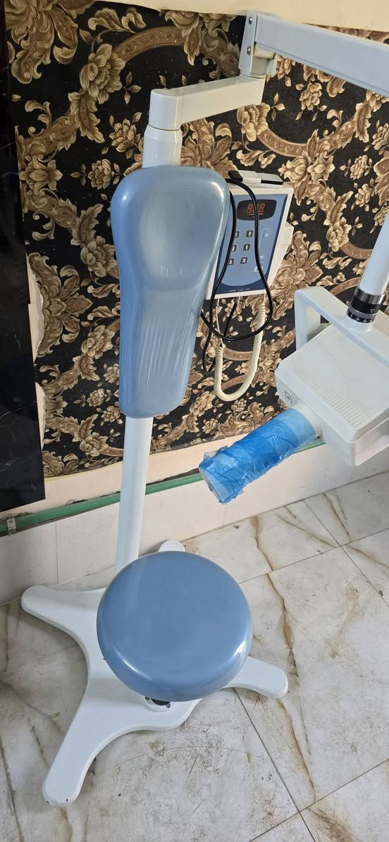 جهاز اشعه جديد مستخدم سنه فقط 
نضافه ٩٥%😍
بسعر مناسب جدآ للأستفسار 
***********
