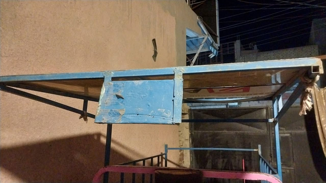 للبيع محجر ستوته دايوان  كامل  ب 80 
واسط الكوت        
***********
