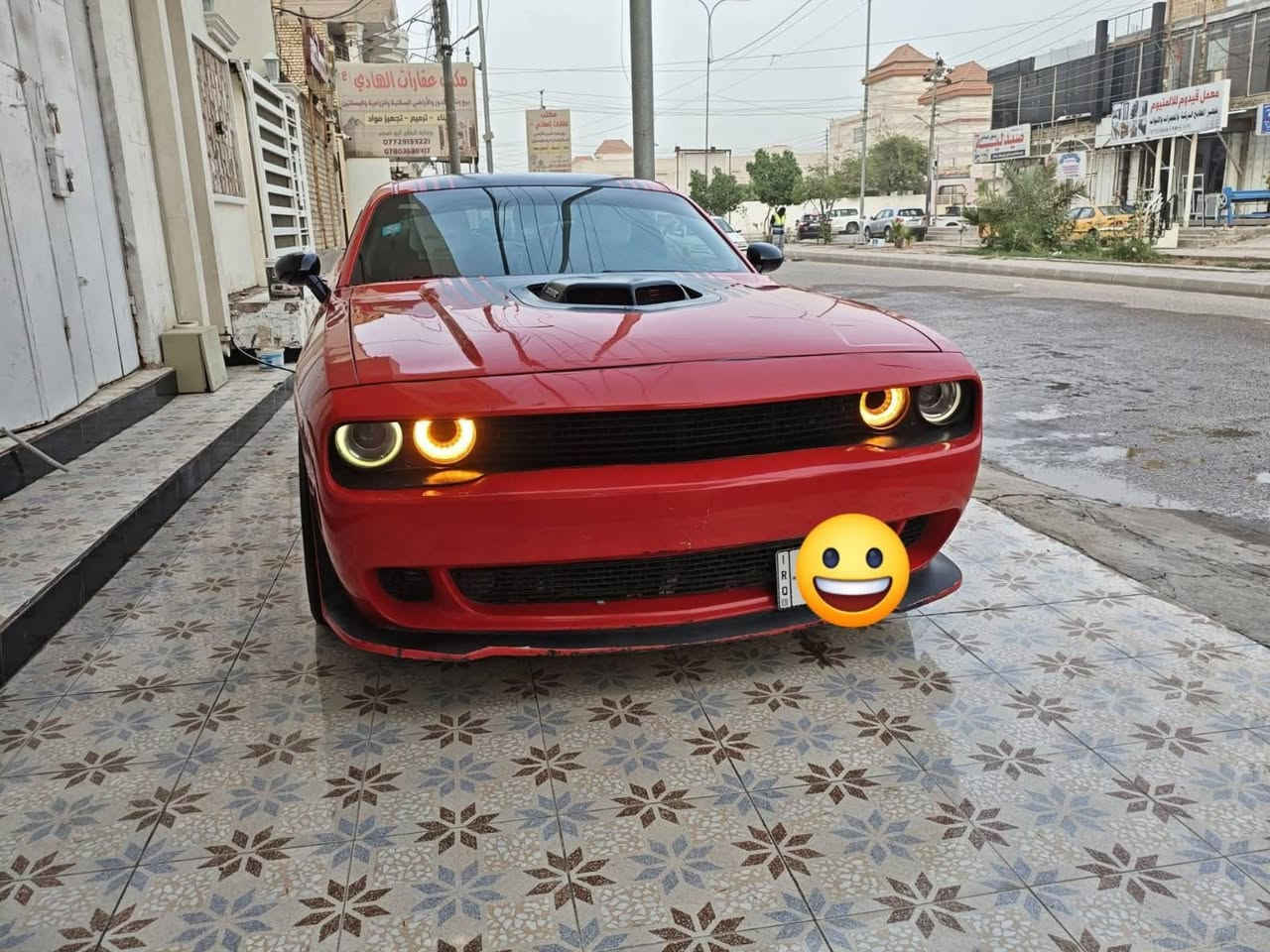 سلام عليكم سياره جالنجر شيكَر 18 اصل 
عليهه برمجه وتفريغ وشوته مفتوحه وكزوز srt ووسطيات slp 
وويل روهانه جديد ما بي اي فطر ولا تصليح
 وبيهه دركه فورجد كاربون فايبر ودواخل كاربون فايبر
 وغرفه حمره كنتاره وجلد 
السياره ماشيه 60 ميل تقريباً بل 95الف السياره بحاله الوكاله جديده لا مبدل بيهه بطل ولا برغي مفتوح بلمكينه عليهه ادامه كامله من منضومه مي ولف حماوه 82 كل ما تدوس تنزل حراراتهه فدشي كلش مرتب 
 ربع دينار مينصرف عليهه كامله مكمله من ناحيه شكل ومن ناحيه اداء 
فئه نادره ومميزه  السياره ضربتهه جاملغ وبنيد وطرف الباب لان راجع عليه الجاملغ من جهه عكس سايق
للاستفسار ***********
مكان السياره العماره ميسان

