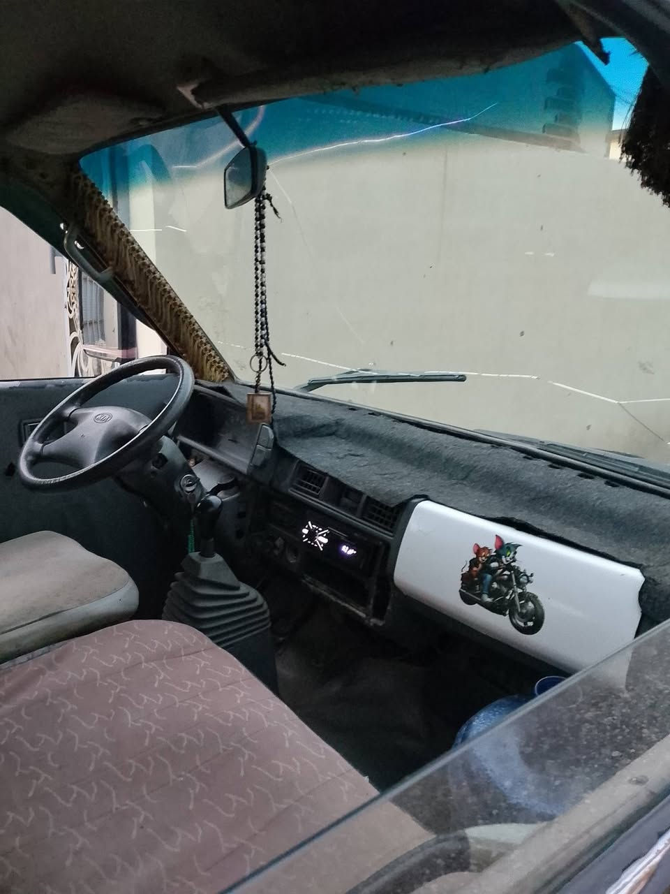 للبيع كيه بسته موديل 93 سياره جاهزه كير محرك اكسل مكفول سياره مصفره هيء ومرور تريد تحويل اتريد وكاله سياره كامله السعر 27 تفاصيل اكثر خابر ودلل
