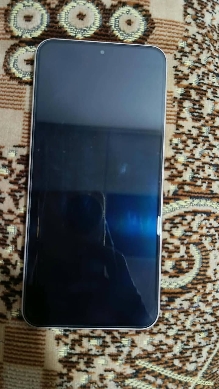 للبيع هنر X9D
نضافه ١٠٠%
ذاكره 256
رام 12+12
الجهاز كلو شرط مامفتوح 
ملحقات الجهاز شاحنه وكفر فقط 
للإستفسار الاتصال عل الرقم***********
