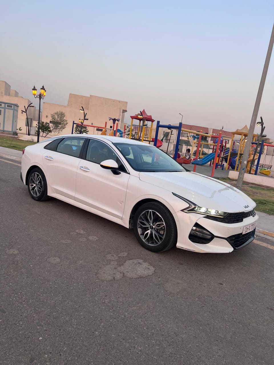 السلام عليكم
كيا k5 2023  استيراد خاص من كوريا 

اقرا جميع التفاصيل :

السيارة مكينه 2000 أصل بانزين انتبه 

غراضها نفس غراض الخليجي 

ضايفلها منضومة غاز 80 لتر بكيفك تريد بانزين تريدها غاز

سونار موجود (طخة جاملغ وطرف البنيد.وجبتهن وياها من كوريا مطابق ١٠٠ بالميه السيارة اني مالكها الاول 

ماشية 72 الف كيلو 
رقم قادسية بأسمي حرة 

المواصفات:

بصمات ابواب وتشغيل

شفتات ستيرن 

كير ماوس 

تشغيل عن بعد

كشنات جلد+كهرباء 

تبريد خلفي 

ترحيب عند الاقتراب 

قياده ذاتيه

توقف ذاتي 

تدفئة + تبريد كشنات

تدفئة استيرن

خمس انضمه قياده

حساسات امامي وخلفي

شاشه كبيره

السعر ١٧٥ وبيها مجال 

المكان ديوانية 

‏‪***********‬‏

