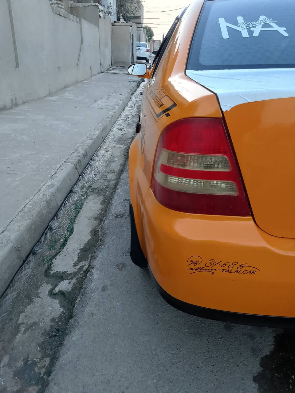 لبيع سي كي 2012
كير بل كرتون جديد 

محرك اثر صرف 

تبريد ثلج 

كابون بيه 
محرك كورله
بيه طخه بل لايت مثل ما موضح بل صوره 

السياره بسمي اني الشرعي 

***********
