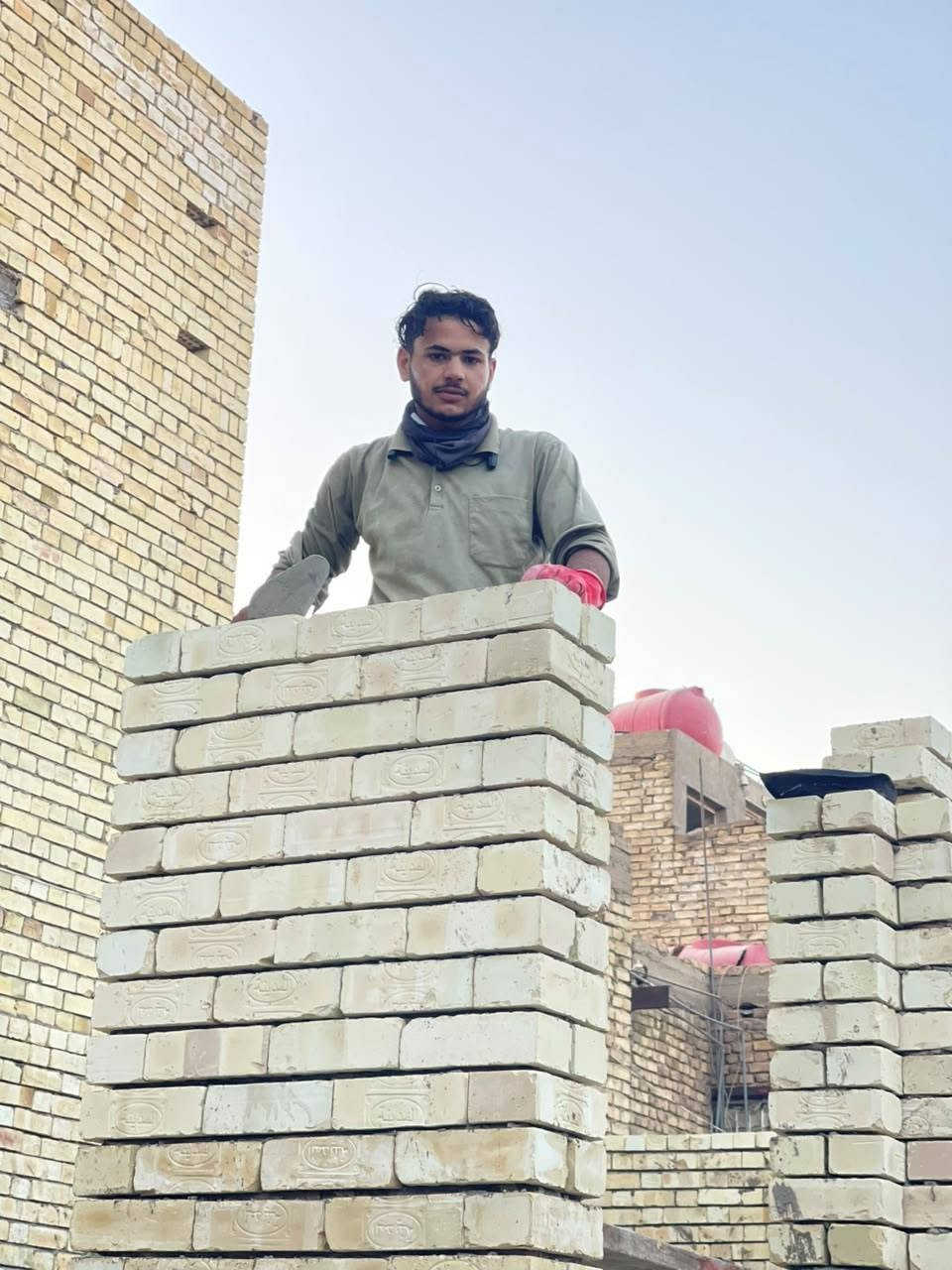 🏗️ نبني ثقتكم قبل أن نبني منازلكم 🏗️
هل تبحث عن معلم بناء محترف لتنفيذ مشروعك بأعلى جودة وأفضل الأسعار؟
✅ بناء منازل وفلل
✅ بناء محلات وأسوار
✅ ترميم وإضافات
✅ تنفيذ جميع أعمال الطابوق والبلوك
✅ دقة في العمل والتزام بالمواعيد
📍 نخدم: بغداد – الأنبار – صلاح الدين – ديالى
💯 خبرة وإتقان في جميع أعمال البناء، وهدفنا رضا الزبون وتقديم عمل متين يدوم لسنوات.
📞 للحجز والاستفسار: ***********
🔨 اتصل الآن واحصل على استشارة مجانية وسعر مناسب لمشروعك.
#بناء_طابوق #بناء_بلوك #بناء_منازل #ترميم #بغداد #الأنبار #صلاح_الدين #ديالى #مقاولات #بناء_فلل

