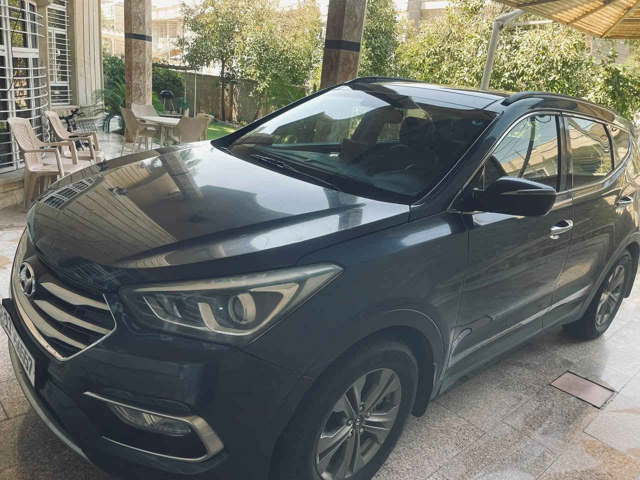 🚘 سنتافي 2016
💰 السعر:  140
📍 المدينة: بغداد
⛽ نوع الوقود: بنزين
⚙️ ناقل الحركة: أوتوماتيك

🛣️ الممشى: 121 كيلو

📝 الوصف:

سنتافي 2016 رقم بغداد باسمي هزه جديده
فول مواصفات
 تشغيل بصمه + بصمه ابواب
 تدفئه بالكشنات الاماميه ولخلفيه +كهرباء ثنينهن كشن لامامي + خزن ميموري
مكينه ( 2400 )
عدد الركاب ( 5 )
مري قلاب عند الرجوع
شاشة تحكم لمس
صندوك كهرباء شفط
مانع انزلاق
نظام انحدار
نظام فور ويل
شاشه قراة الاعطلات بالدشبول 
حاجب لد نهاري
اشاير بالمري
فتحه بنوراما ع طول السياره 
نظام درايف مود قياده ( 3 )
تحكم استيرن فول ( 4 ) جهات
دشبول لونين + مطعم بصاج
جام اوتو جهتين
كامرا خلفية
دتدفئه سترين 
بردات على الجامات الخلفية
كشنات جلد
رادار خلفي نقطة عمياء
حساسات خلفية 
صبغ فقط جاملغ
*********** مكاني العامريه بغداد

🔗
