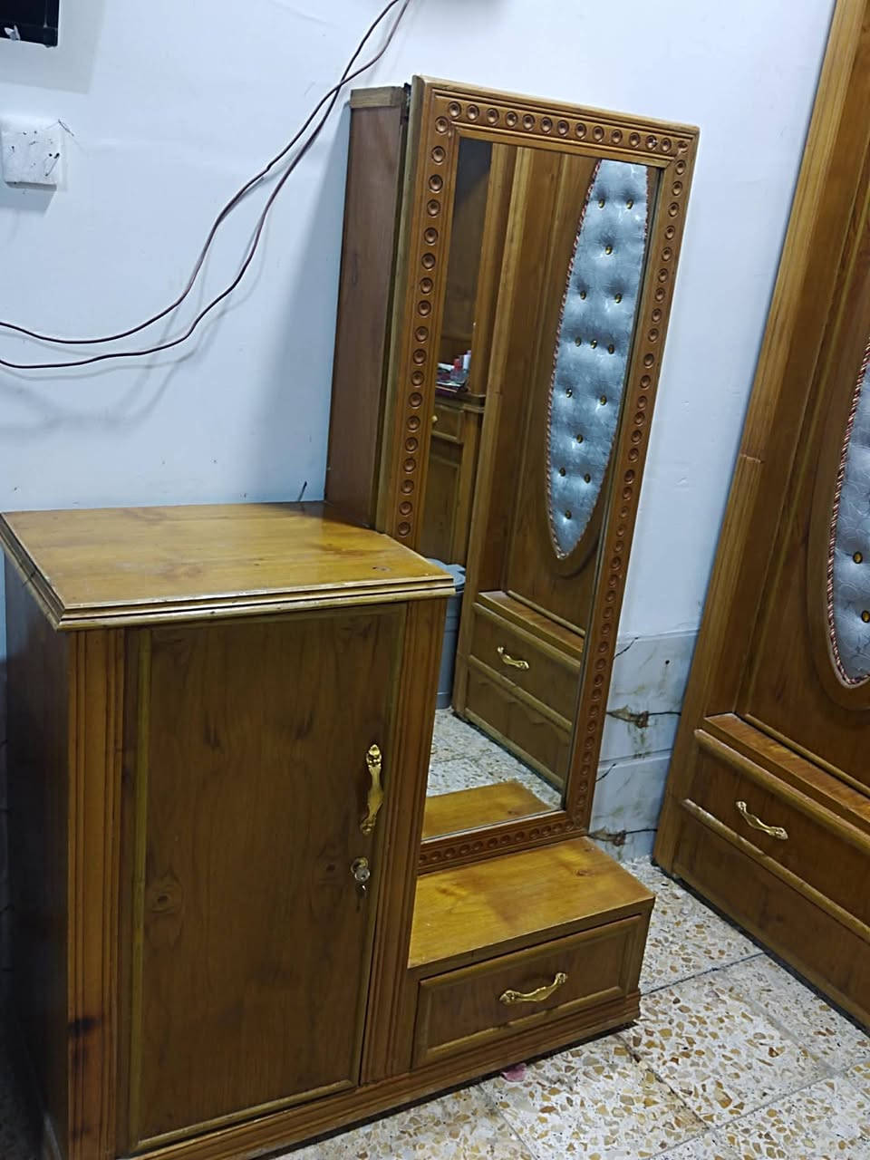 غرفة نوم • جاهزه • نضيفه