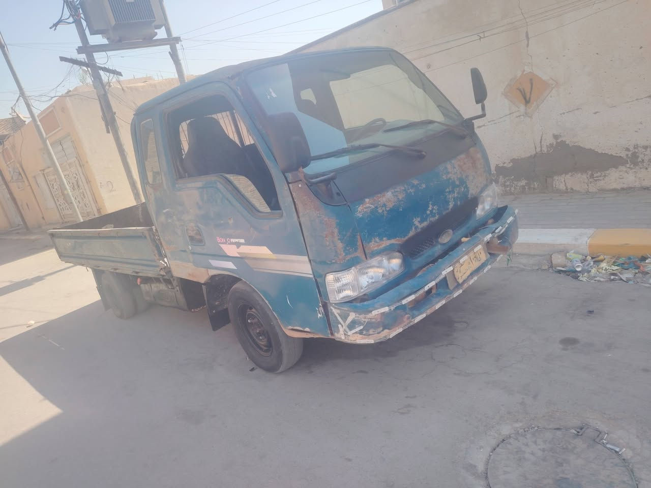 السلام عليكم شباب كيا فونتيرا موديل 2006 سياره جاهزه مكينه وكير واكسن خير من الله رقم صدامي  سنويه عظم  عاج سياره جاهزه مال شغل السعر17 عنوان ناصريه مركز ***********
