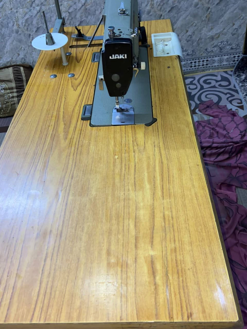 للبيع ماكنة خياطه
ماكنة خياطه نوع جاك نظيفه بسعر 170مكاني بغداد العبيدي حي السفير 
***********
