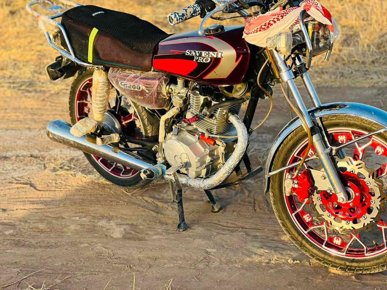 موطور سافين برو  محك 200نضافه فول موديل 25تواصل ***********
