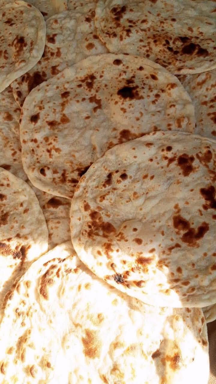 خبز بيت • توصيل • عروك