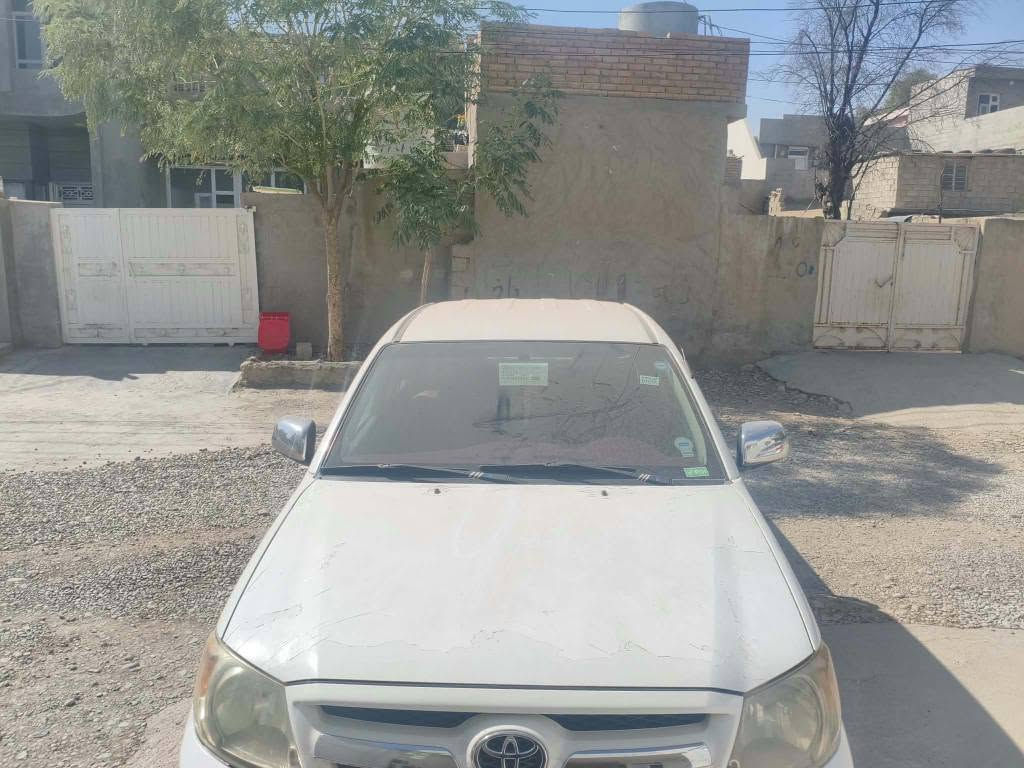 توێتا پیکاب مەرزییە 
مۆدێل 2006 ی بتڵ 
بێ بۆیاخ بێ سارد 
سەیارەیەکی جوان و پاک ماوەتەوە ماڵی دۆستە هەموو شتێکی بەشەرت سەنەوی تا2029 تازەیە 
***********
Sardar Saaed كالار, السليمانية
