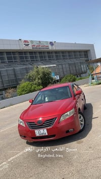كامري 2008 خليجي للبيع سعر92 وبيها مجال دواخل لونين ومطعم بصاج الدواخل...