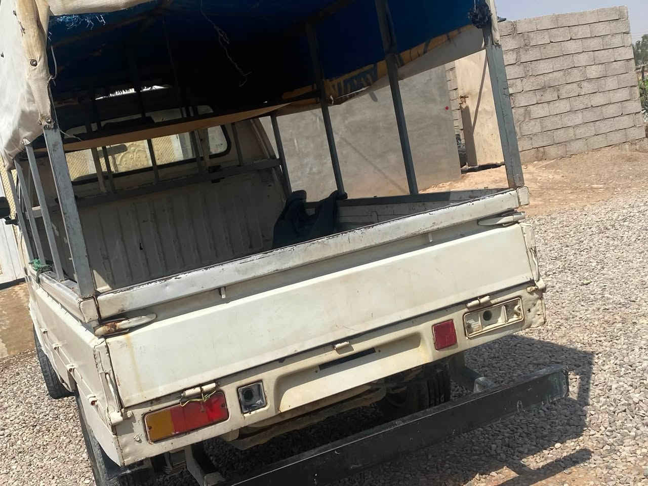 هانفي البيع سعر ١٥او بها مجال الشري بس بيها صراف وشوي خياس بس قليل  البقي عل وضع شرك منفيس اصلي اللشري يتصل عل رقم او بي خير ويدلليل ***********
