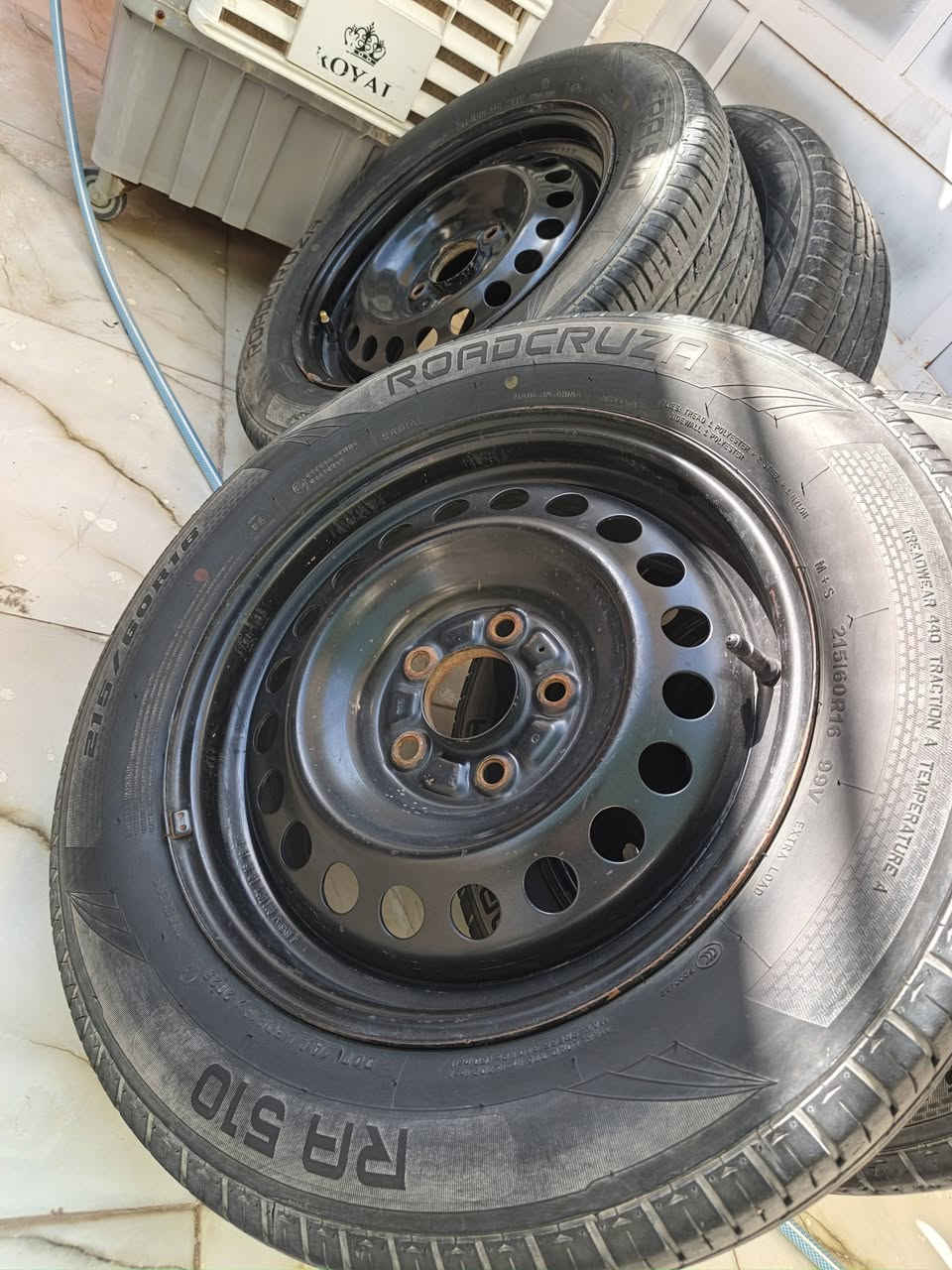 تايرات • نص عمر • حجم ١٦