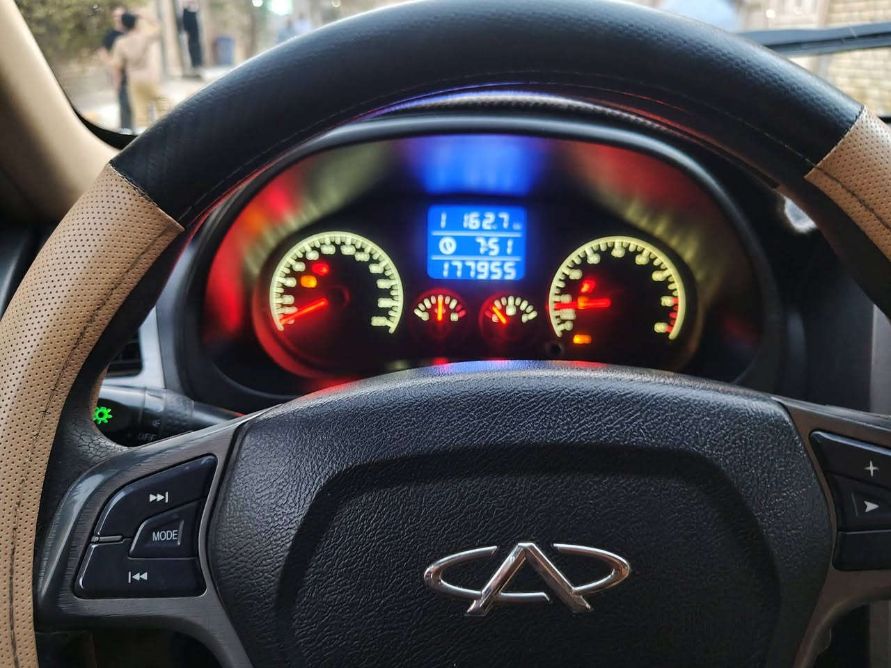 🚗 للبيع | شيري تيكو 2013
سيارة شيري تيكو موديل 2013 للبيع، بحالة ممتازة، ومكفولة كفالة عامة تشمل:

✔️ المحرك  
✔️ الجير   
✔️ الكهرباء  

📍 الموقع: ذي قار قضاء الشطره📍
🔴السعر 45 ورقة وبيها مجال للطيبين 🔴
📞 للاستفسار ولمزيد من التفاصيل:  
***************
