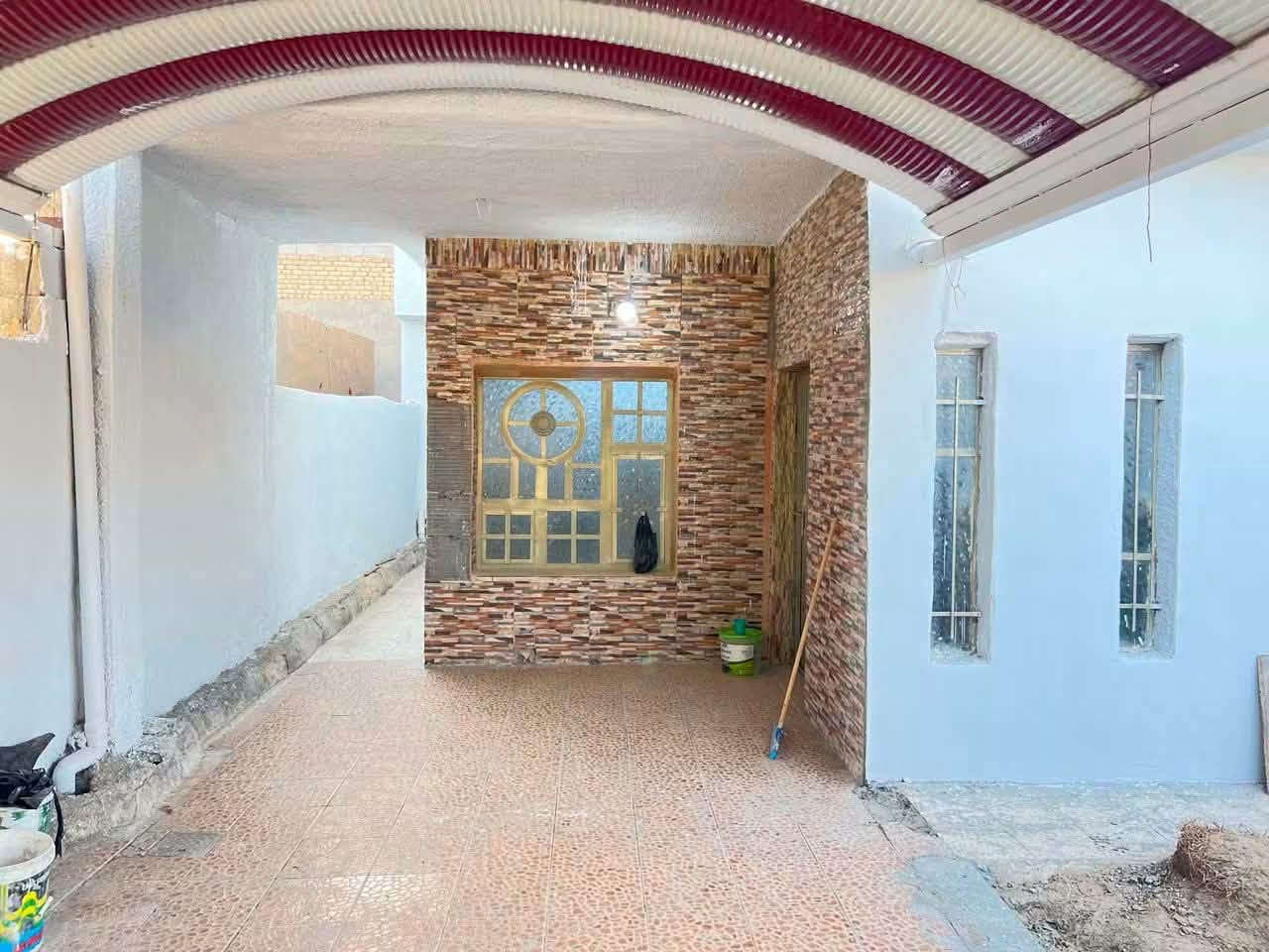 دار للبيع طابو صرف 
حي العسكري مجاور الروضه مقابل المنتزه
مساحة الدار 210
يحتوي على غرفتين ارضي وطابق ثاني + استقبال صالة 
جاهز للسكن مباشر مع التحويل باسم المشتري
للاستفسار والتواصل الاتصال على الارقام او مراجعه مكتب المهيب/واسط قضاء الزبيدية خلف جامع الامام الصادق
***********
***********
***********
***********
