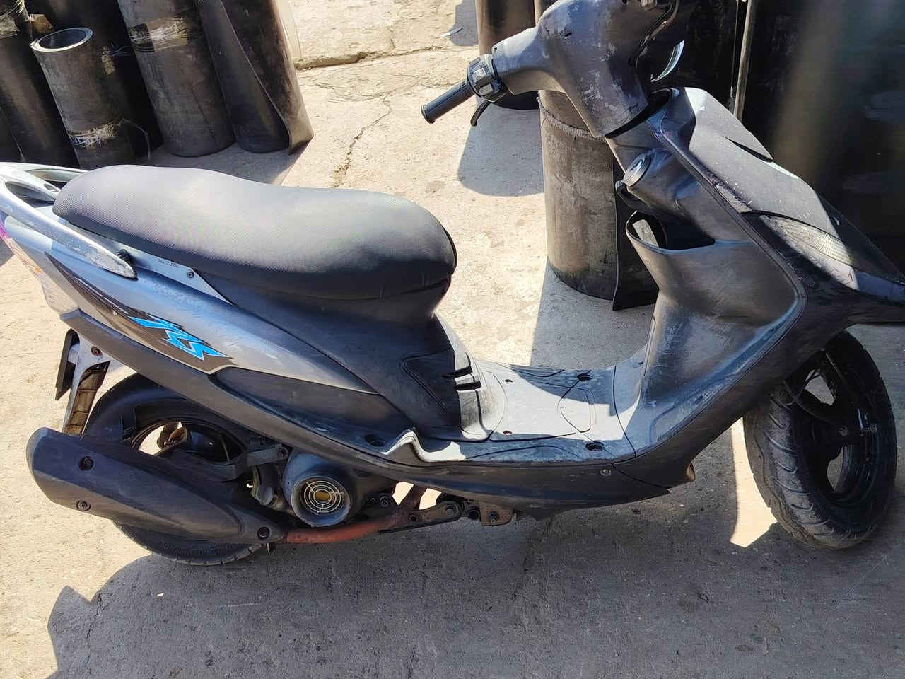 دراجه صارلها شهر نازله رمبه جديده سعرها 900 وبيها مجال *********** بغداد المدينه
