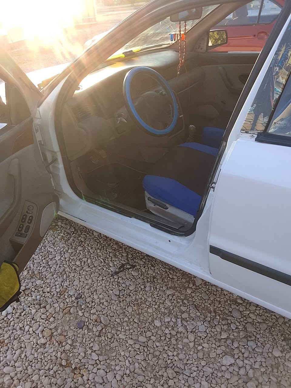 سلام عليكم من رخصت مدير لكروب سمند لبيع موديل 11رقم كربلاء تحويل شوكت ماء يعجبك محرك وكير وكهرابيات تهم تاير مابيهه ضربه مصبوغه جماليه تبريد بس كلج كمبيسر مكان لسياره كربلاء لحسينيه لسعر 30وبيهه مجال***********مراوس بسمند صفره عادي ماكو شكال
