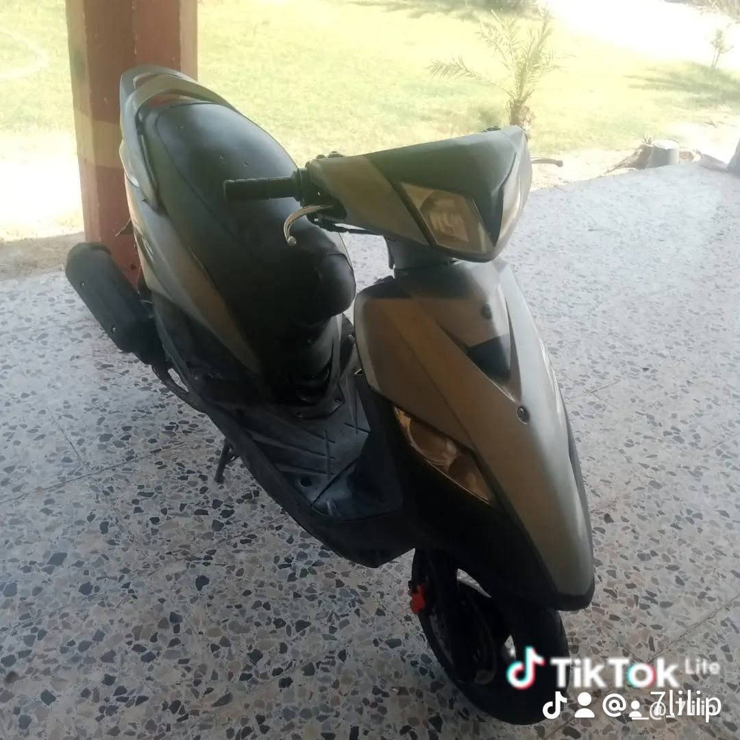 السلام عليكم دراجة ثعلب 140دراجه ما ناقصها شي نقره سلف السعر 450وبيها مجال بغداد/المحمودي للاستفسار ***********
***********

نص مكتوب في الصور:
- Tik Tok Lite
- @_7lilip
- TikTok Lite